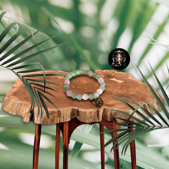 Mother Fashion Charm Bracelet - Picture 1 of 4